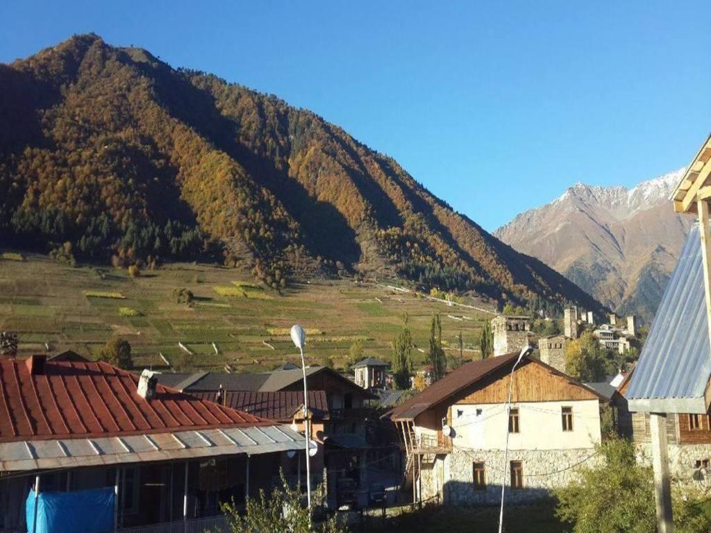 Dodo Japaridze Guesthouse Mestia Rum bild