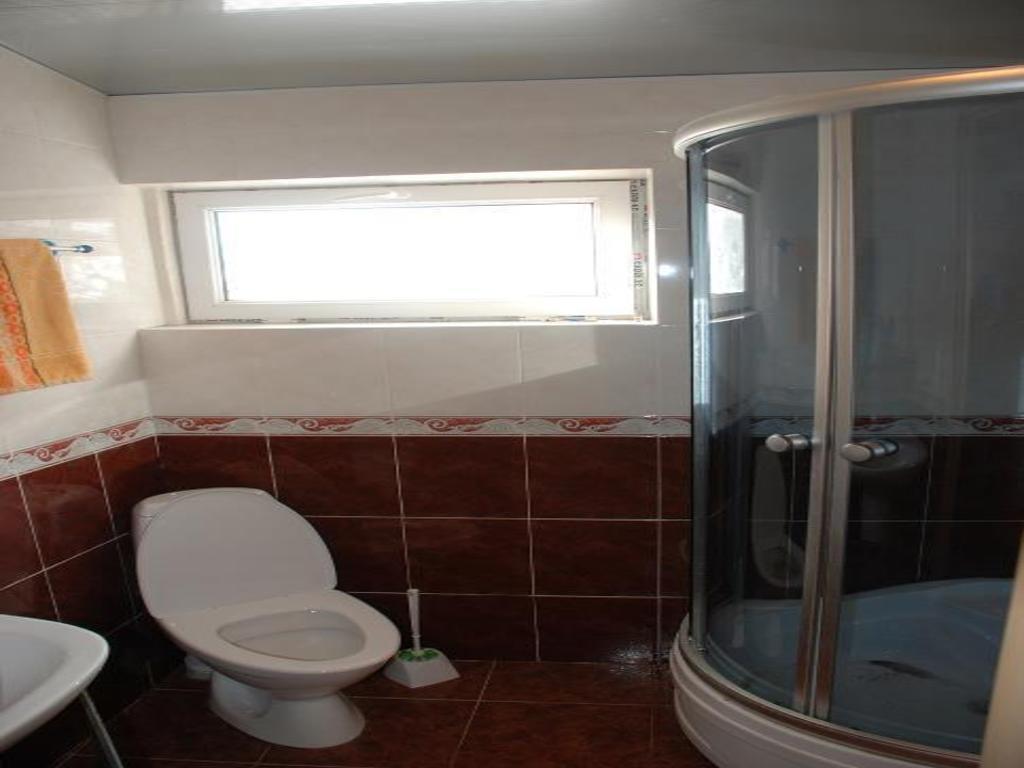 Dodo Japaridze Guesthouse Mestia Rum bild