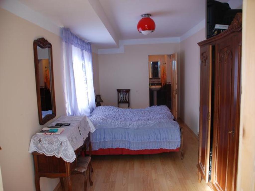 Dodo Japaridze Guesthouse Mestia Rum bild